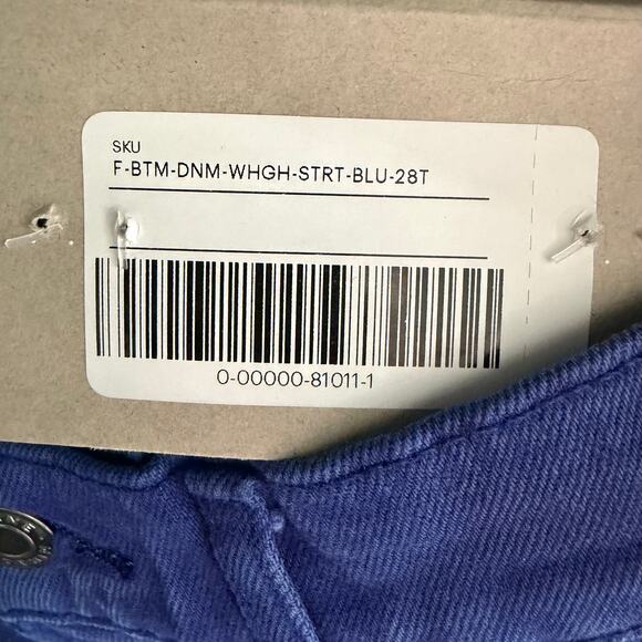 Everlane Tall The Way High Straight Jeans in blue Size 28T - Picture 4 of 7